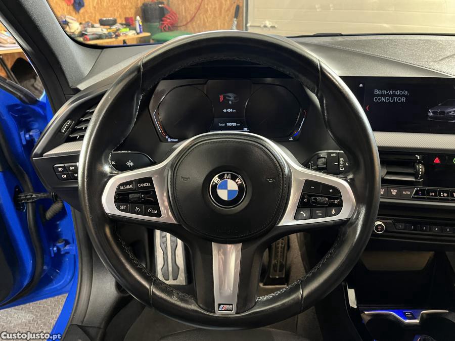 BMW 116 d Pack Desportivo M — fotografia 11