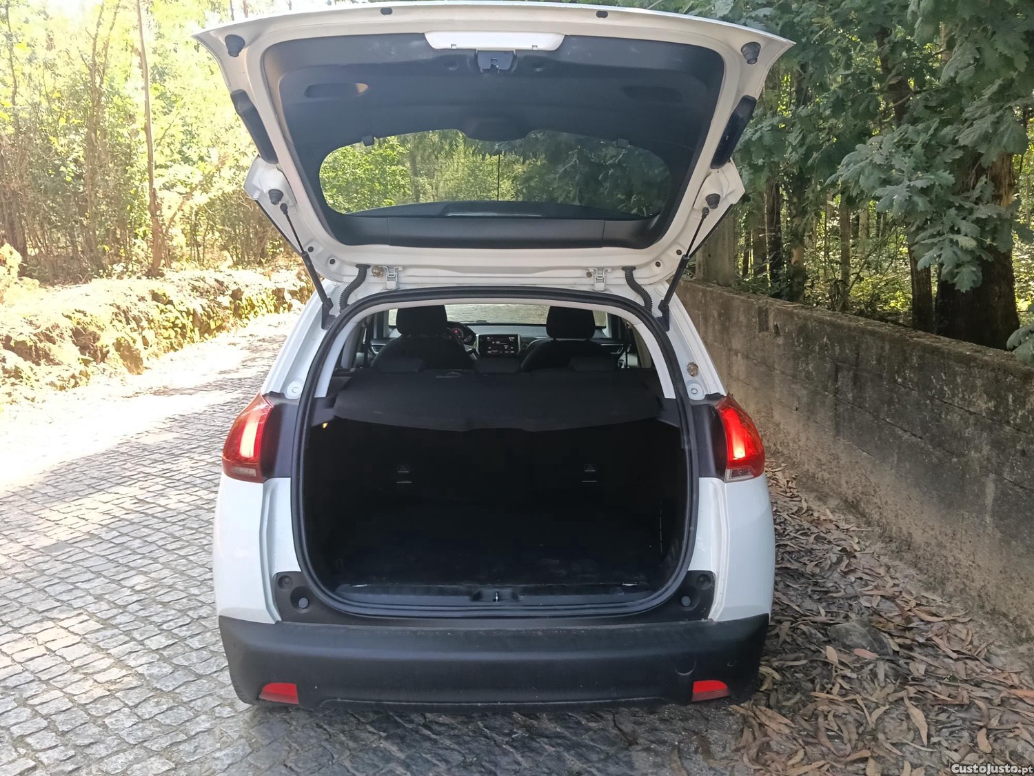 Peugeot 2008 Allure — fotografia 8