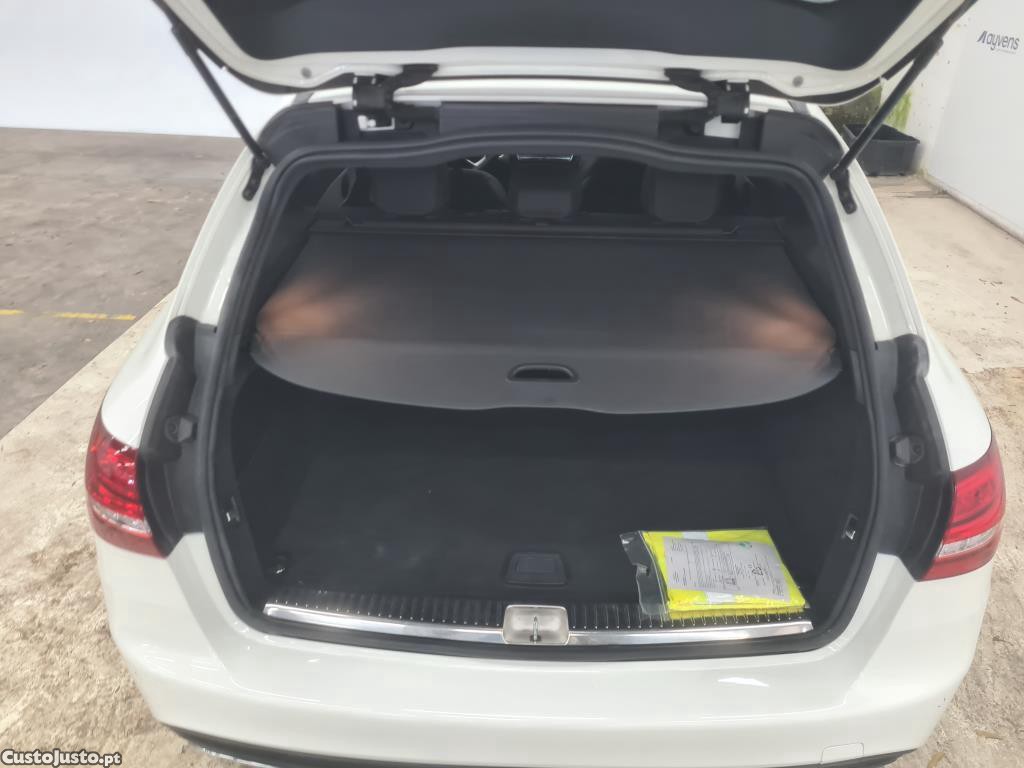 Mercedes-Benz C 220 AMG 170cv Nac - 18 foto 5