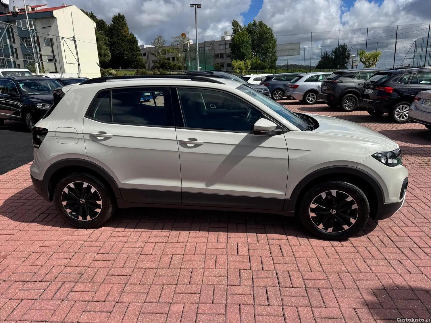 VW T-Cross 1.0 TSI Urban - 23 — photo 3