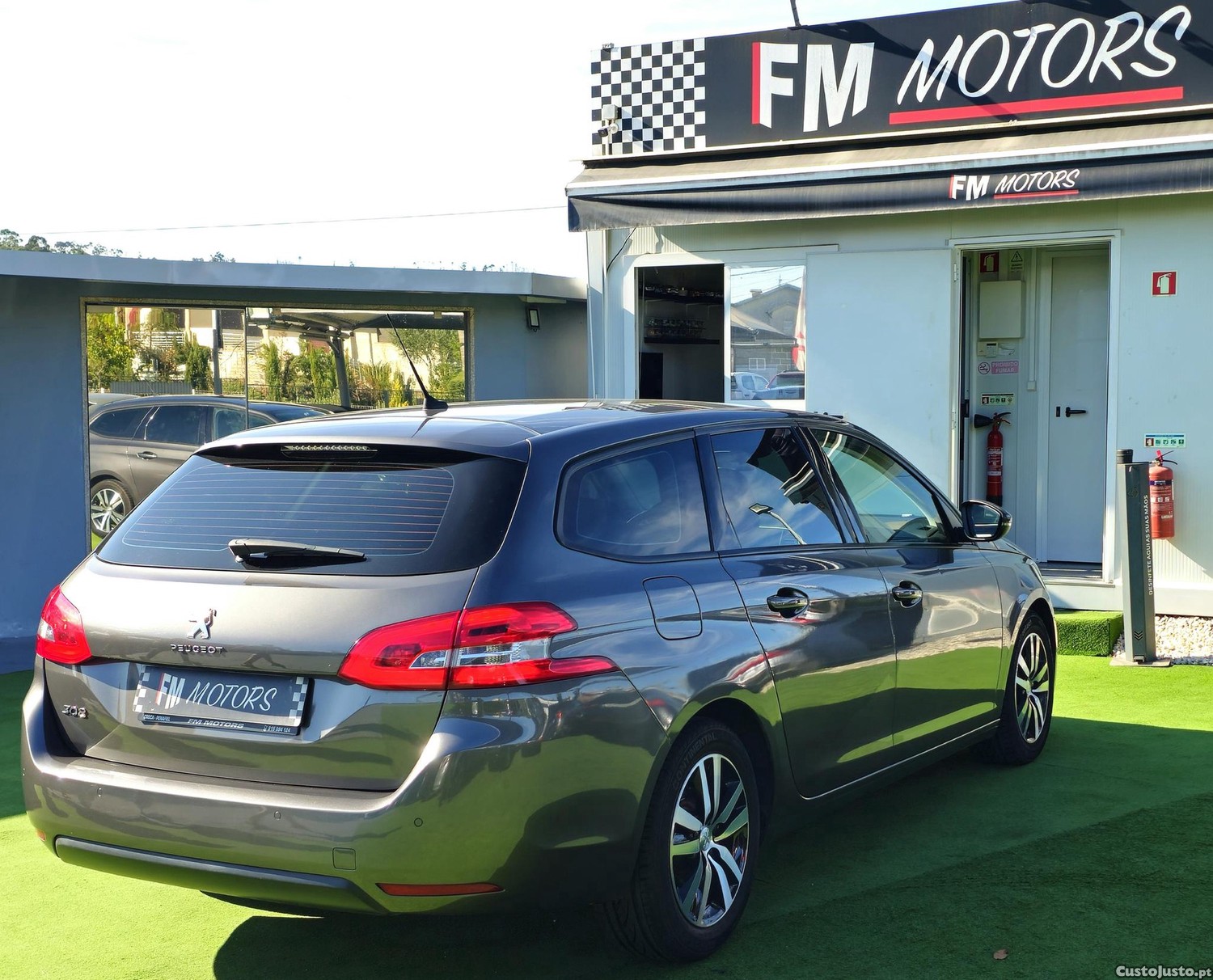 Peugeot 308 SW 1.5 BlueHdi Style - 19 — photo 4