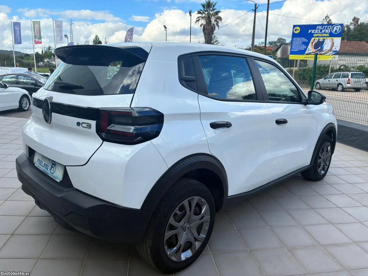 Citroën e-C3 YOU - 25 — photo 3