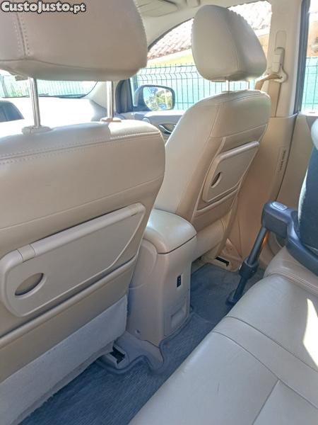 Renault Koleos BOSE Edition - 173cv - 4x4L - 08 — photo 5