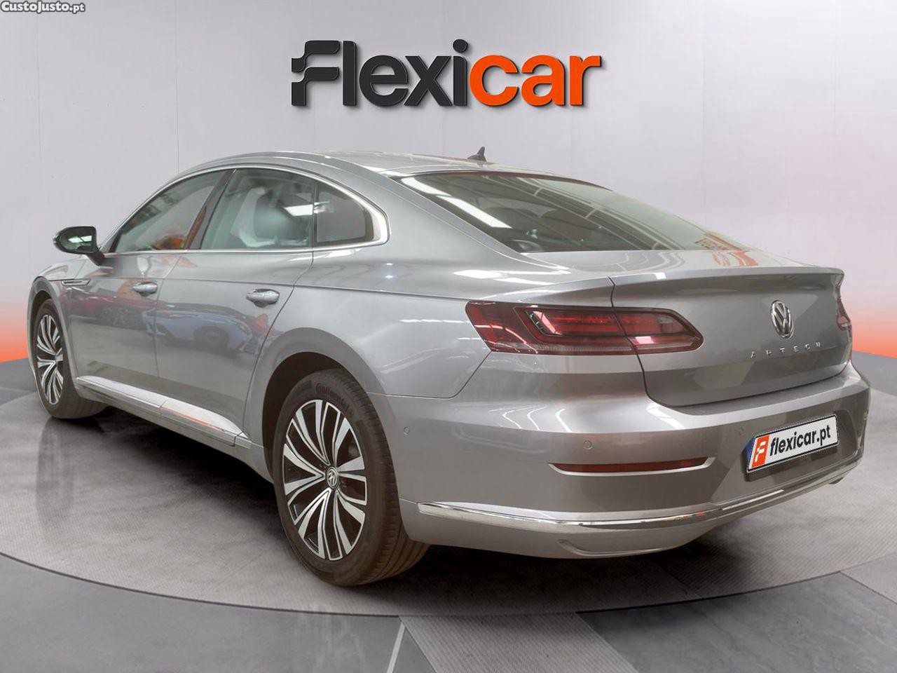 VW Arteon 2.0 TDI Elegance DSG - 18 — photo 5
