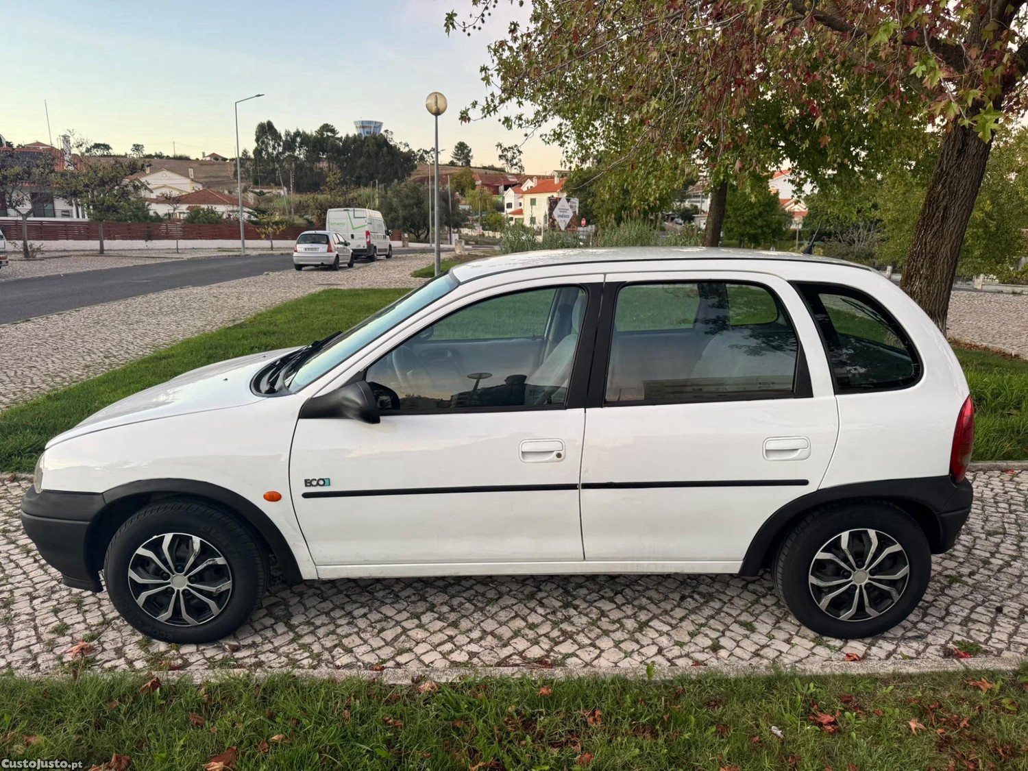 Opel Corsa B 180 mil km - 98 — photo 2