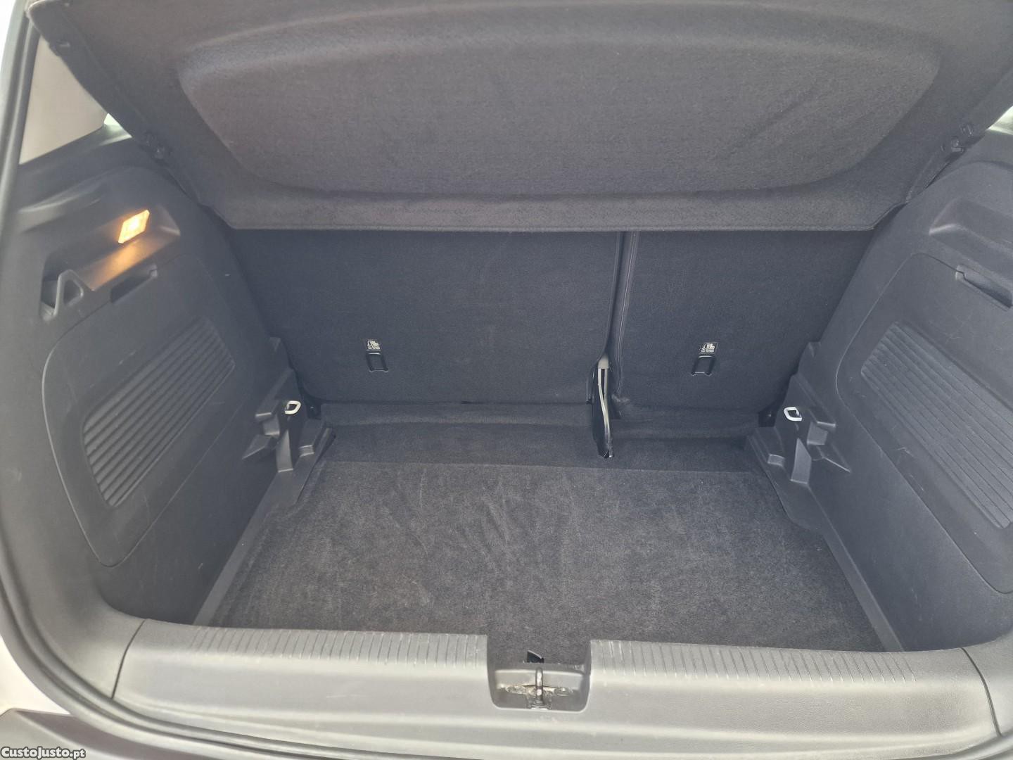 Opel Crossland 1.2 T Elegance - 22 — photo 5
