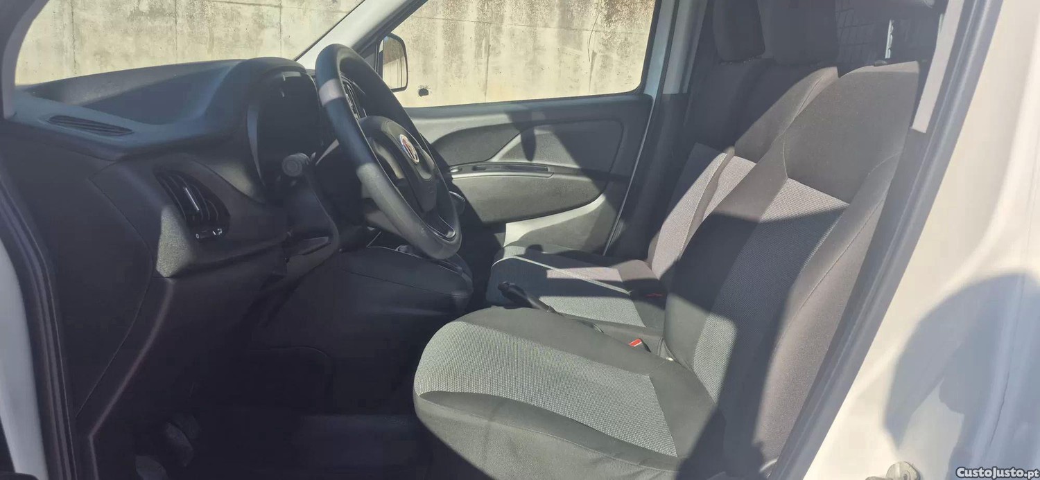 Fiat Doblo Profissional - 21 — photo 5