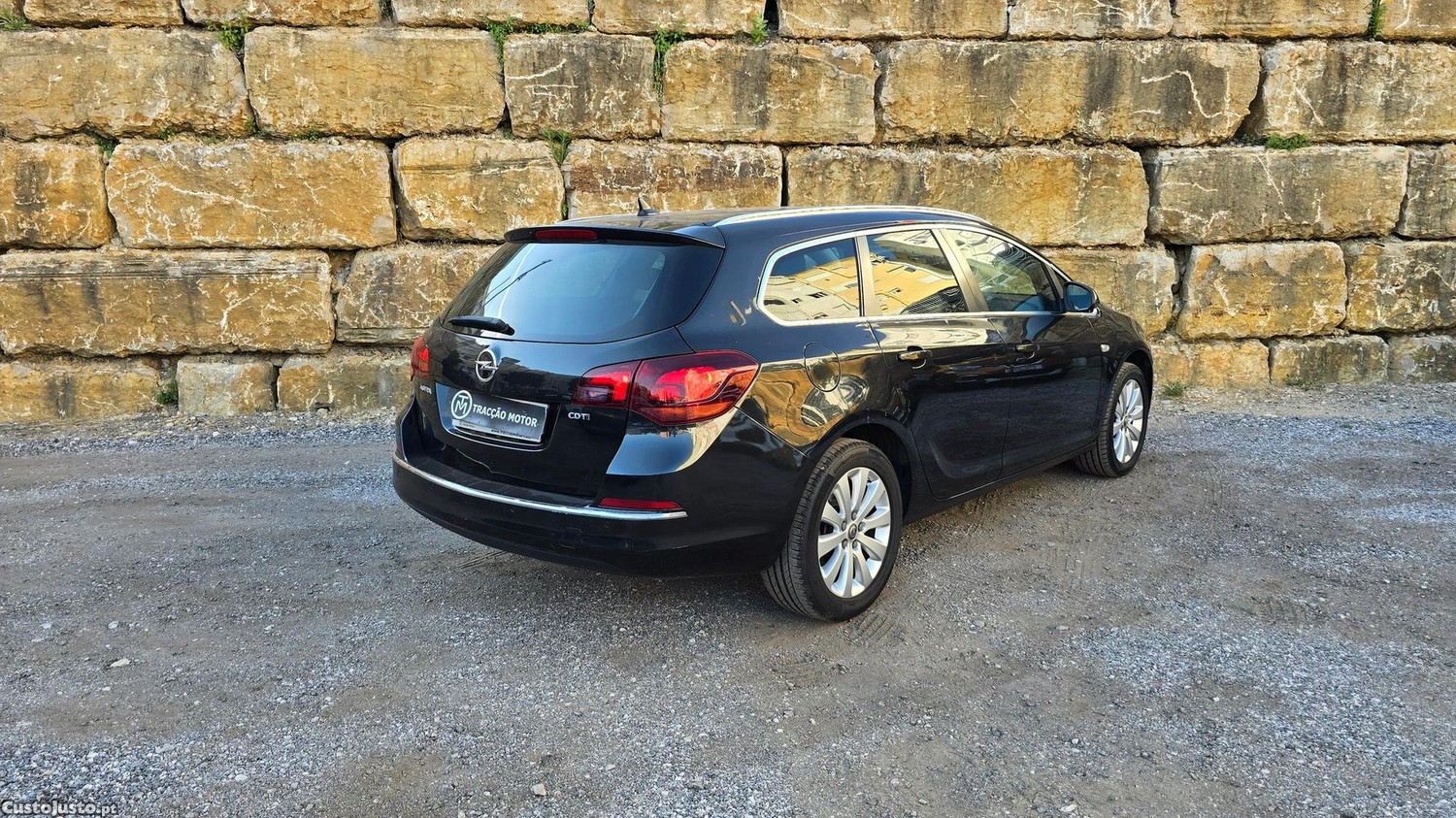 Opel Astra Sports Tourer 1.6 CDTI Ecotec Edition S/S — fotografia 29