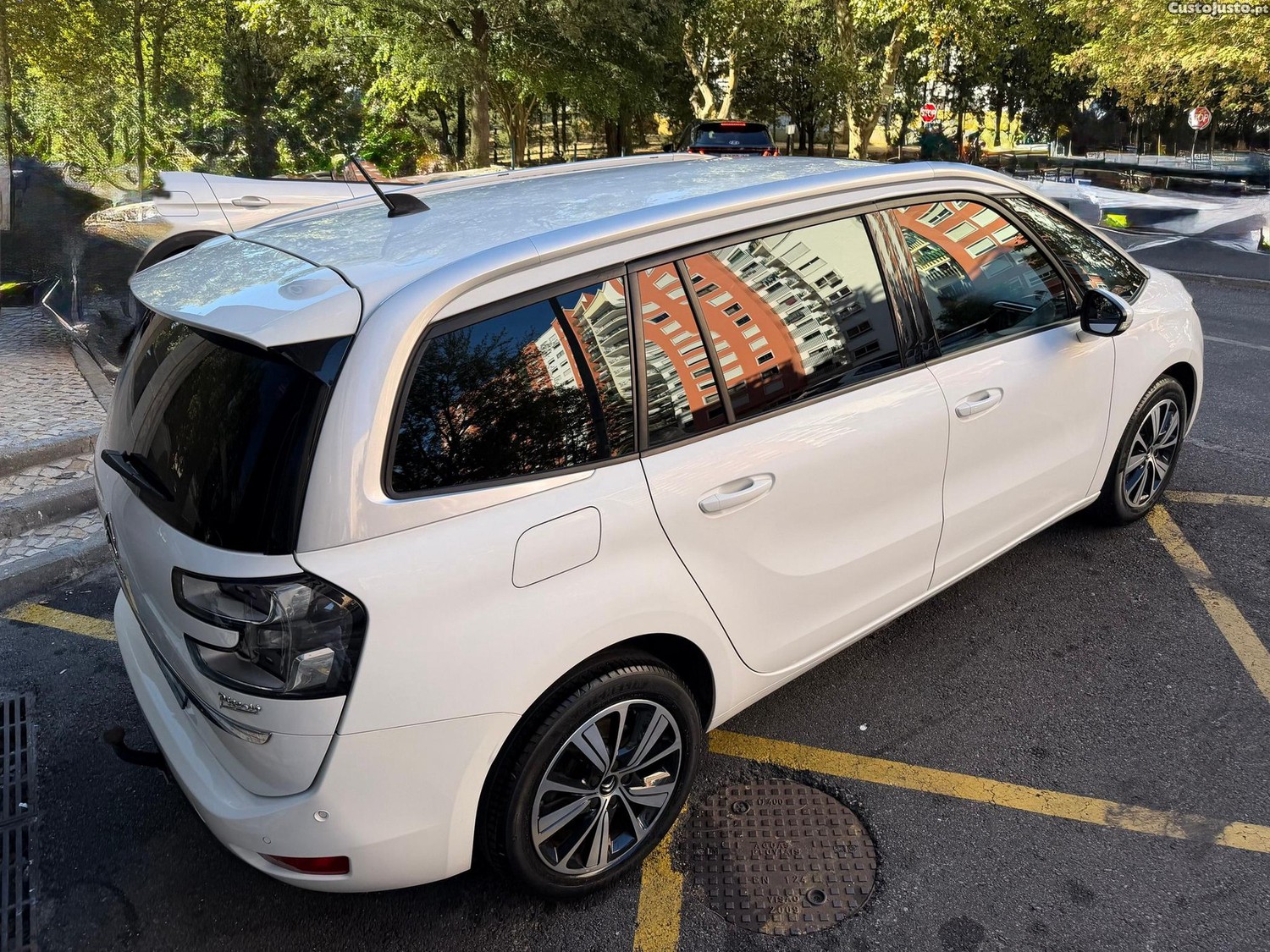 Citroën C4 Grand Picasso PureTech 130 Stop&Start Exclusive - 18 — photo 5