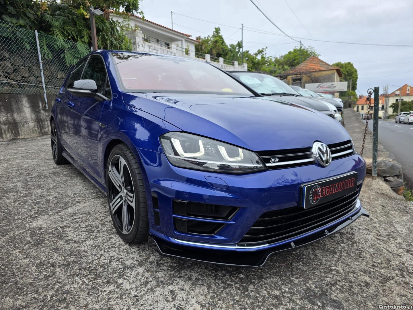 VW Golf R 4Motion BlueMotion - 14 — photo 2