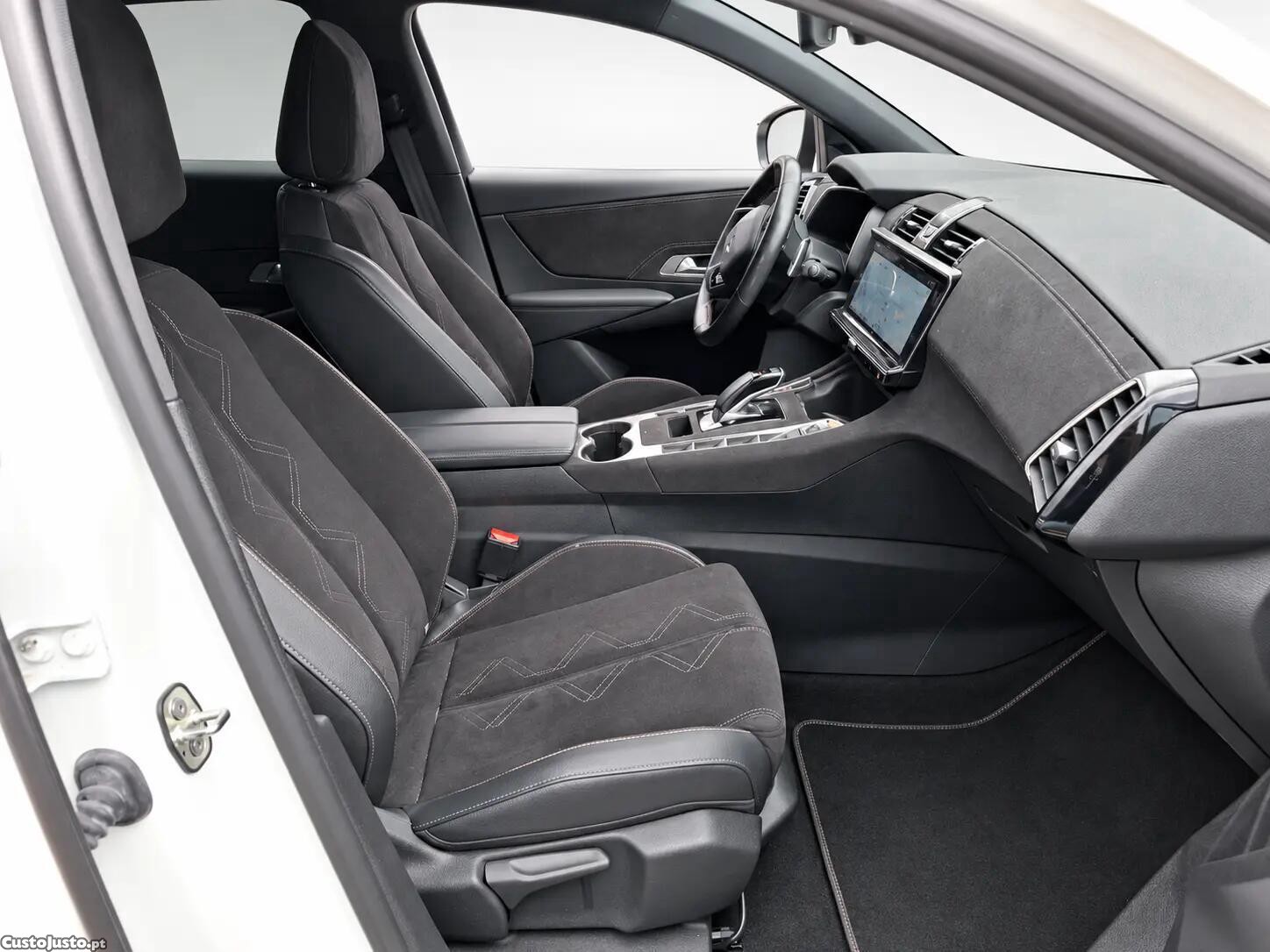 DS DS 4 E-Tense Performance Line EAT8 - 23 — photo 5