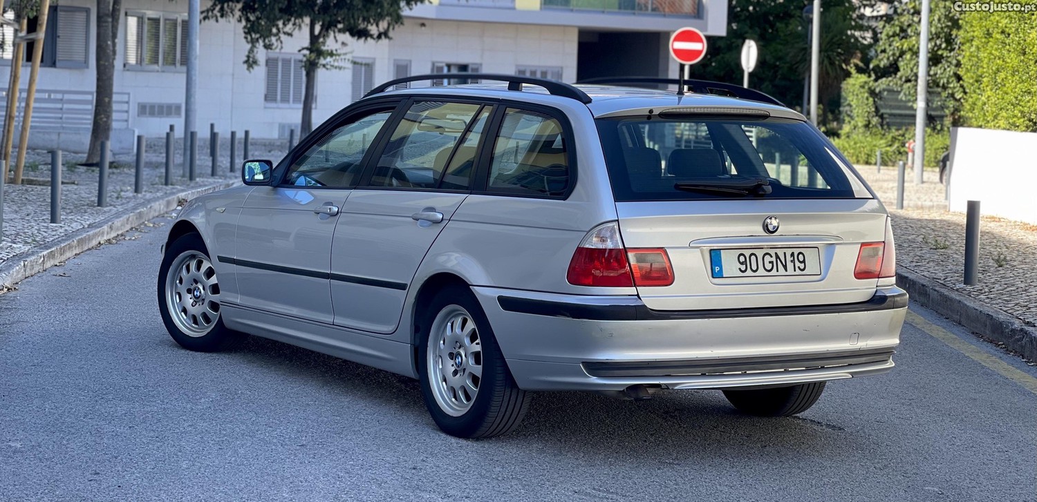 BMW 320 Touring - 05 — photo 4