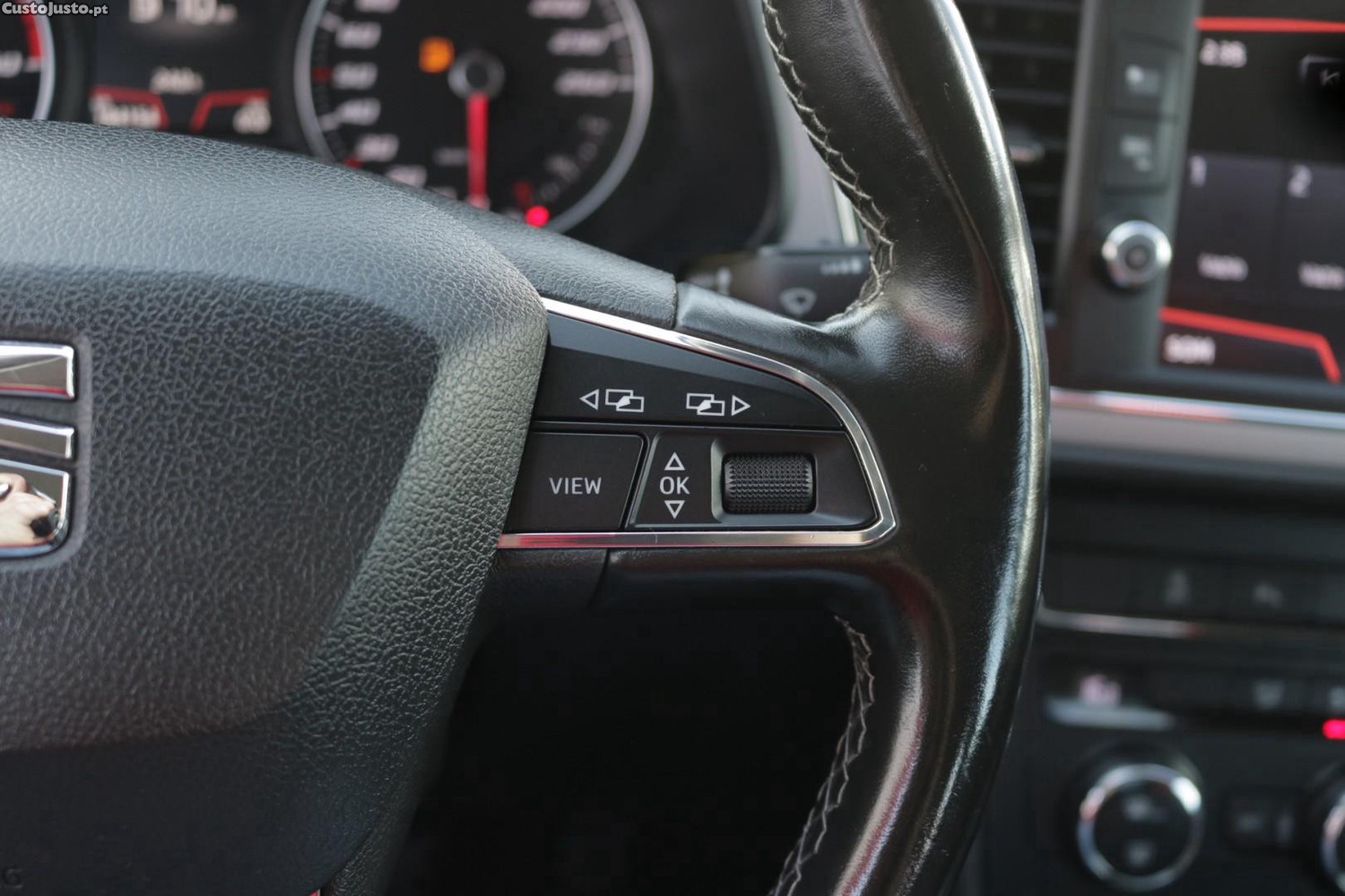 SEAT Leon ST 1.6 TDI Style 115cv — fotografia 27
