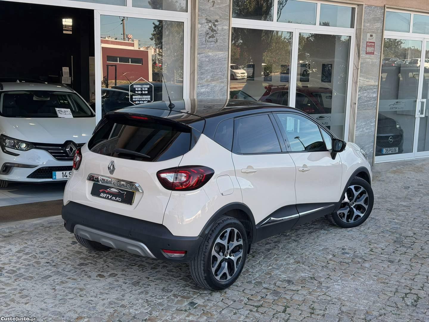 Renault Captur 1.5 dCi Exclusive - 18 — photo 4
