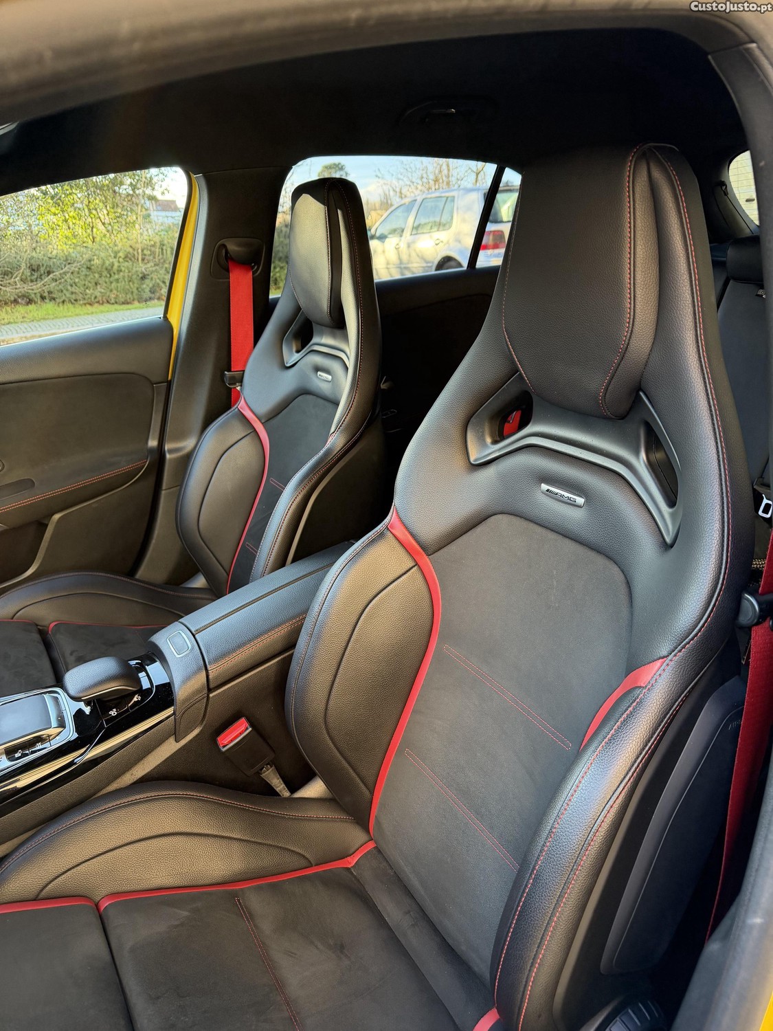 Mercedes-Benz A 35 AMG 306cv - 19 foto 5
