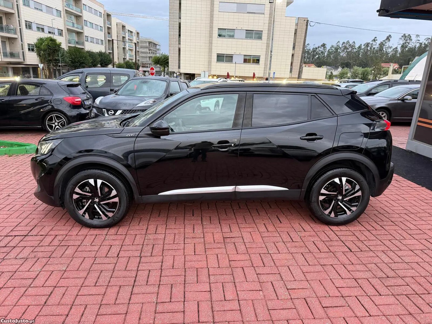 Peugeot 2008 1.5 BlueHDi GT Pack EAT8 - 23 — photo 3