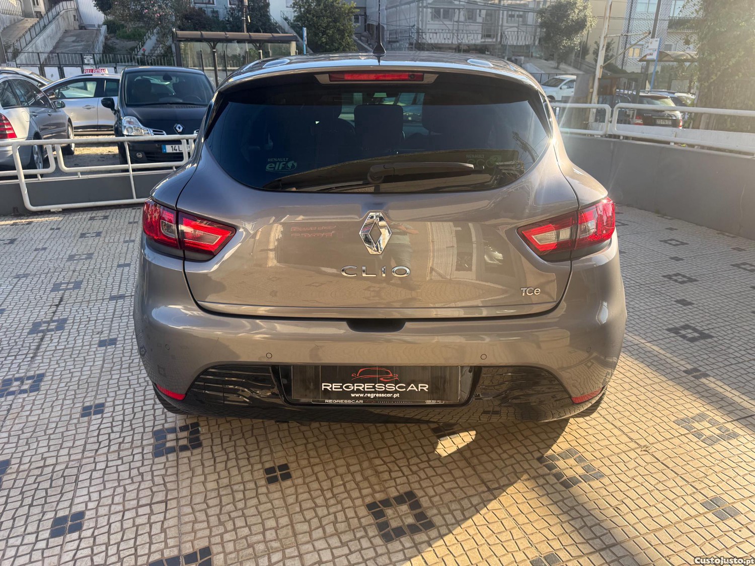 Renault Clio 0.9 TCE Dynamique - 15 — photo 5