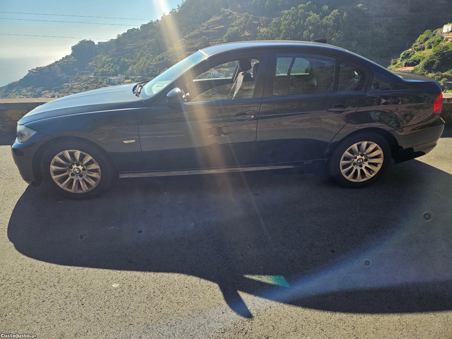 BMW 318 318d - 09 — photo 3
