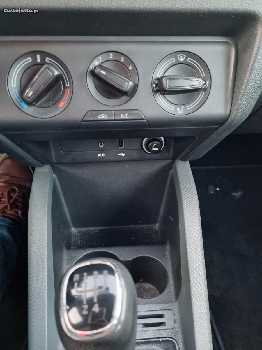Skoda Fabia 1.4 Break Active — fotografia 3