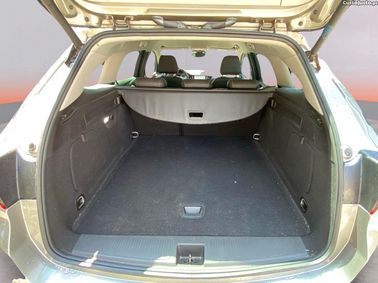Opel Astra Sports Tourer 1.6 CDTI Innovation S/S — fotografia 2