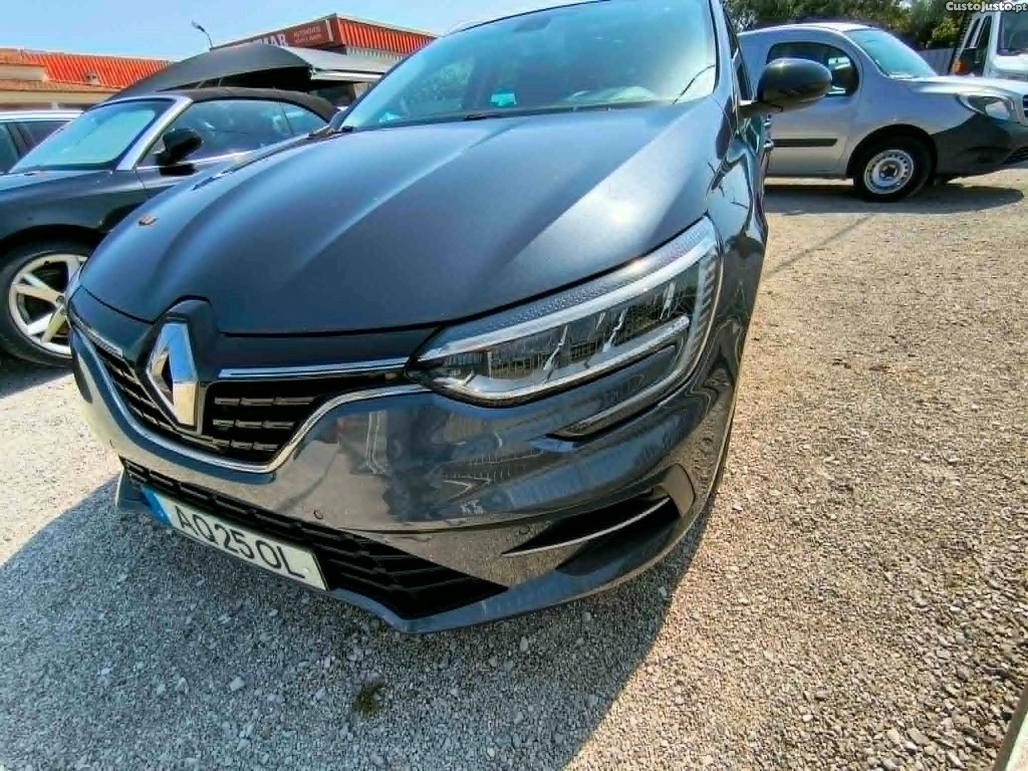 Renault Mégane 1.5 DCI LIMITED SW — fotografia 11