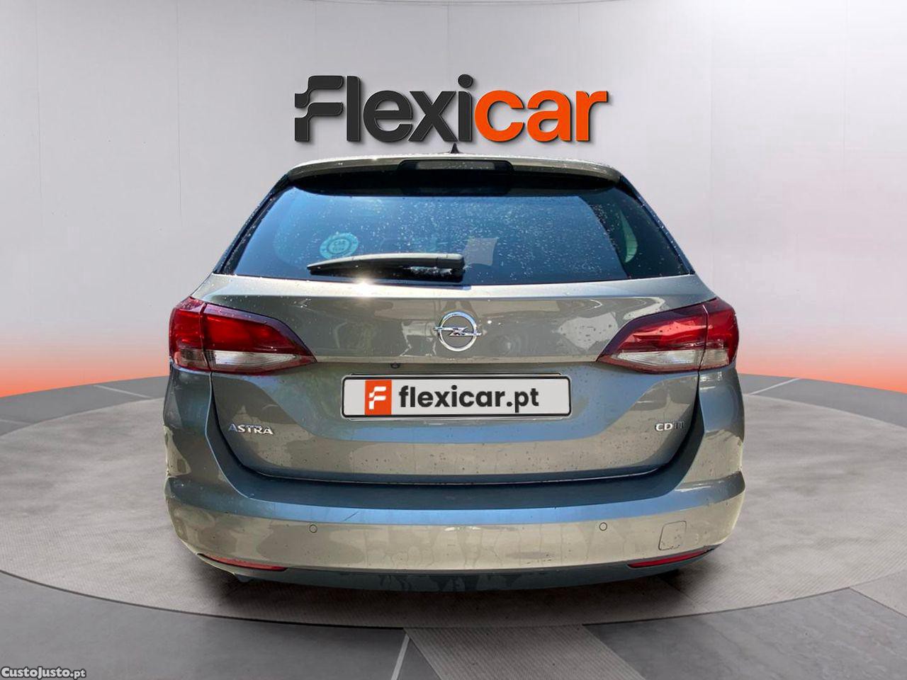 Opel Astra Sports Tourer 1.6 CDTI Innovation S/S — fotografia 14