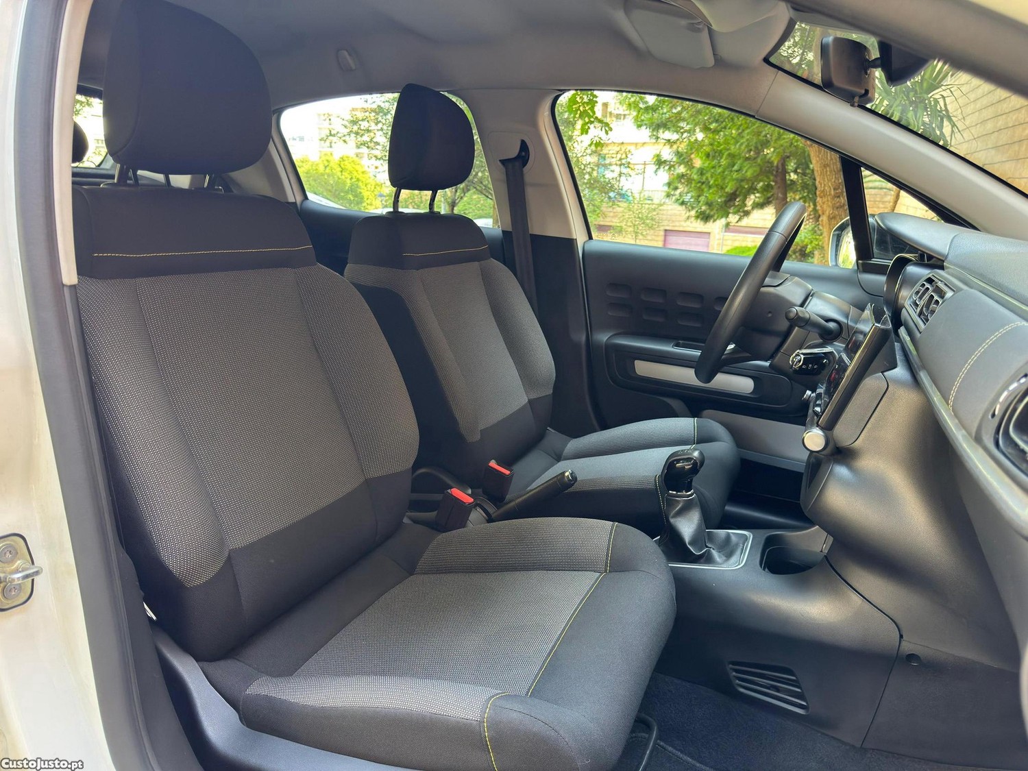 Citroën C3 1.2 PureTech C-Series — fotografia 8