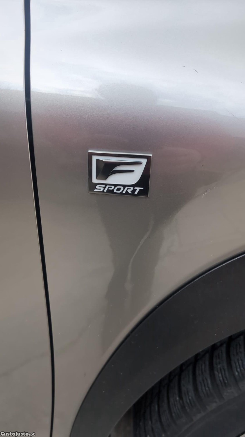 Lexus NX 300 h — fotografia 7