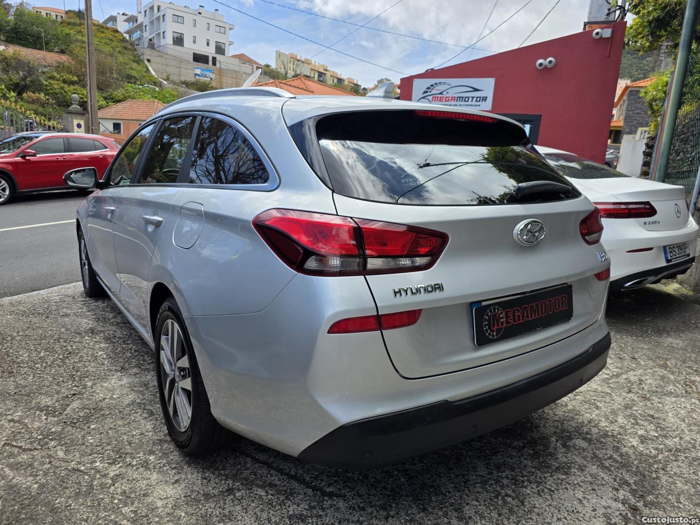 Hyundai i30 1.6 CRDi Style+Navi - 18 — photo 4