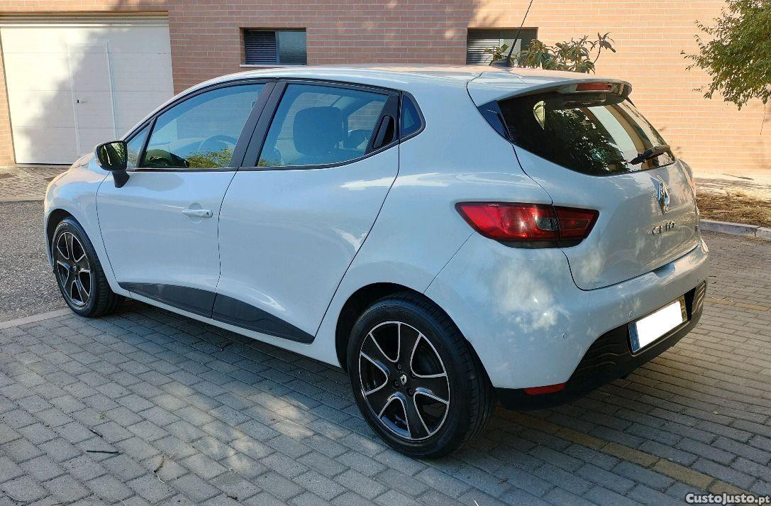 Renault Clio IV 0.9 TCe - 13 — photo 5