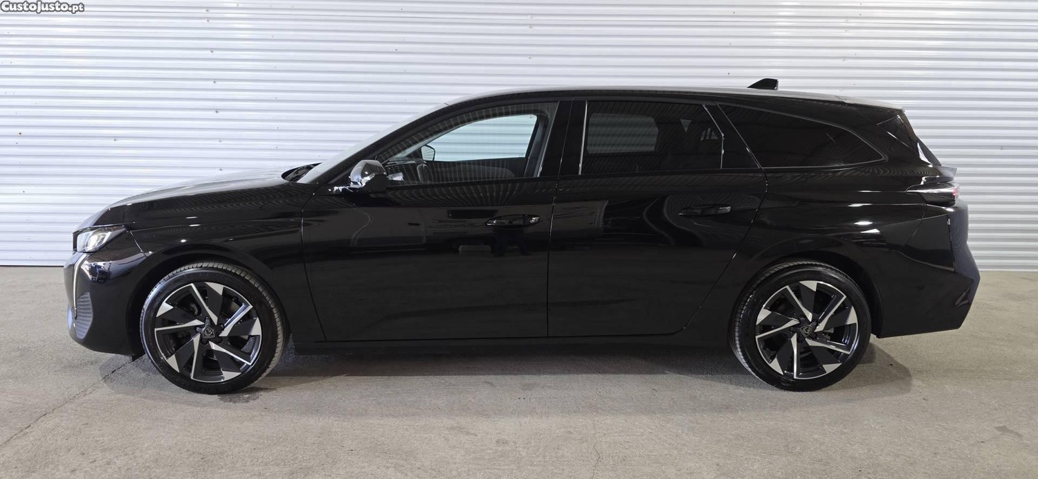 Peugeot 308 1.2 PureTech Allure Pack - 23 — photo 4
