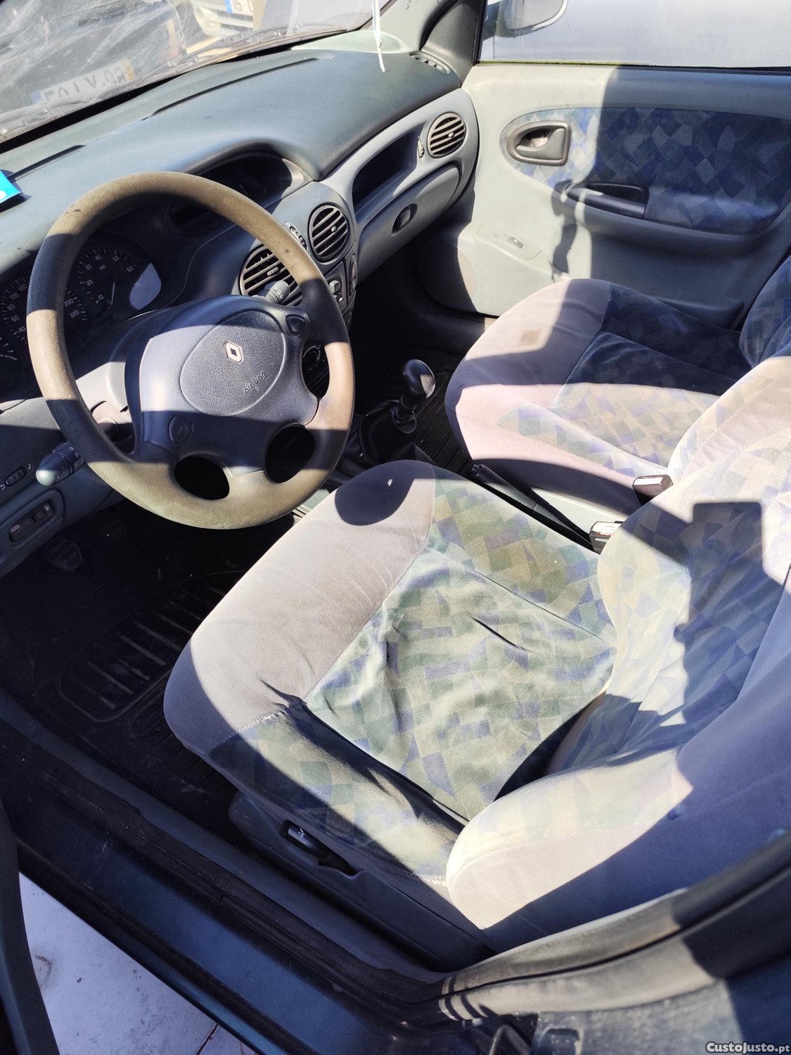 Renault Mégane 1.4 GPL - 96 — photo 5