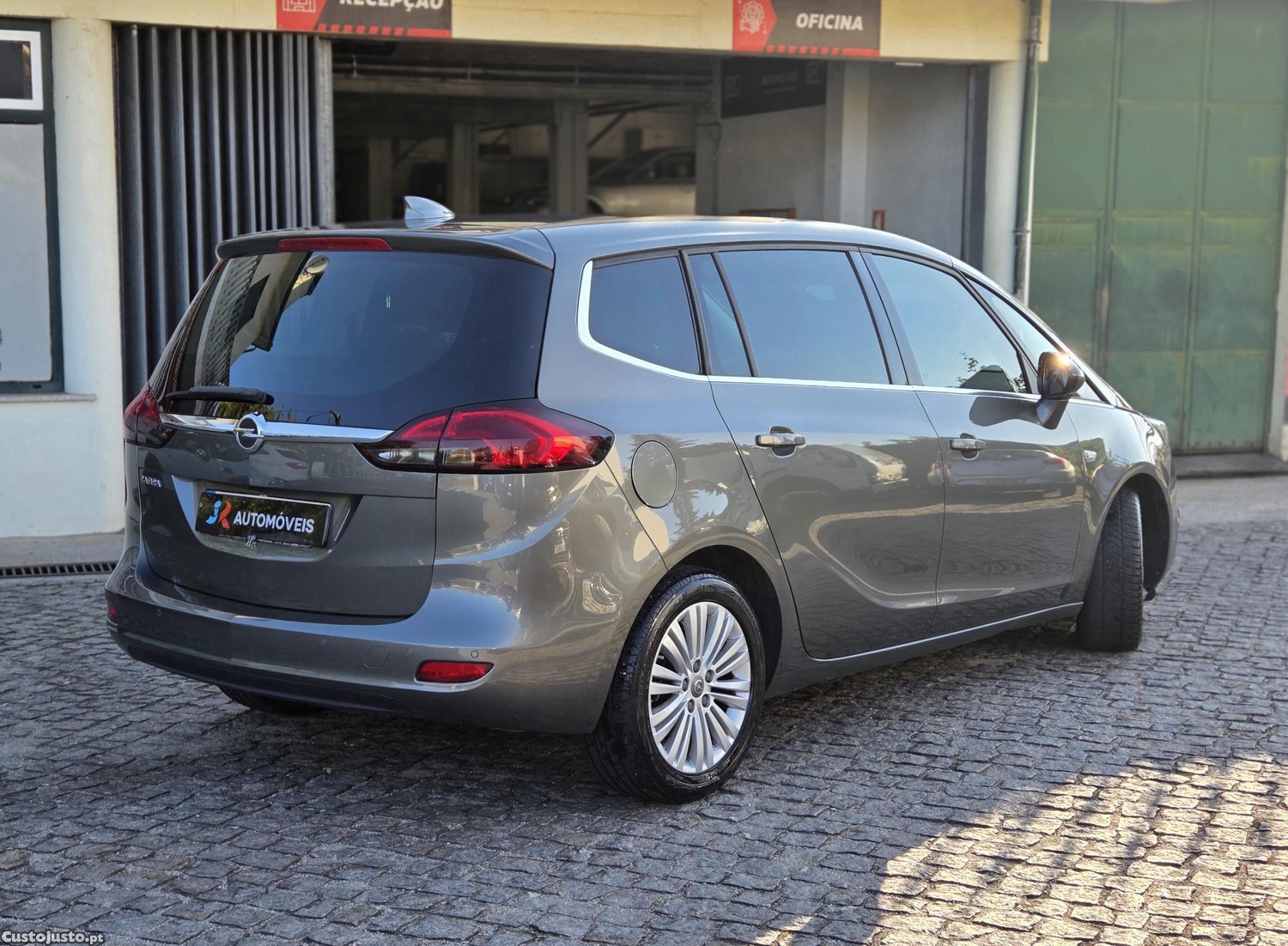 Opel Zafira 1.6 CDTi Innovation S/S - 7 LUGARES - 17 — photo 5