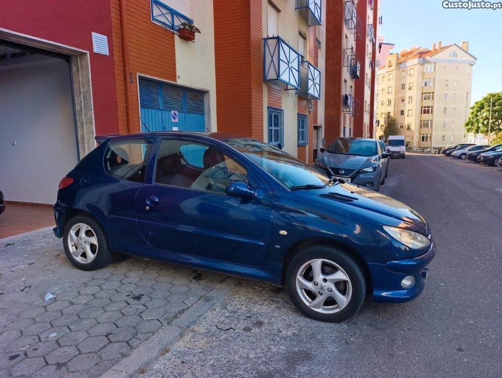 Peugeot 206 XS 2.0 HDI 90 CV 5 Lugares - 00 — photo 4