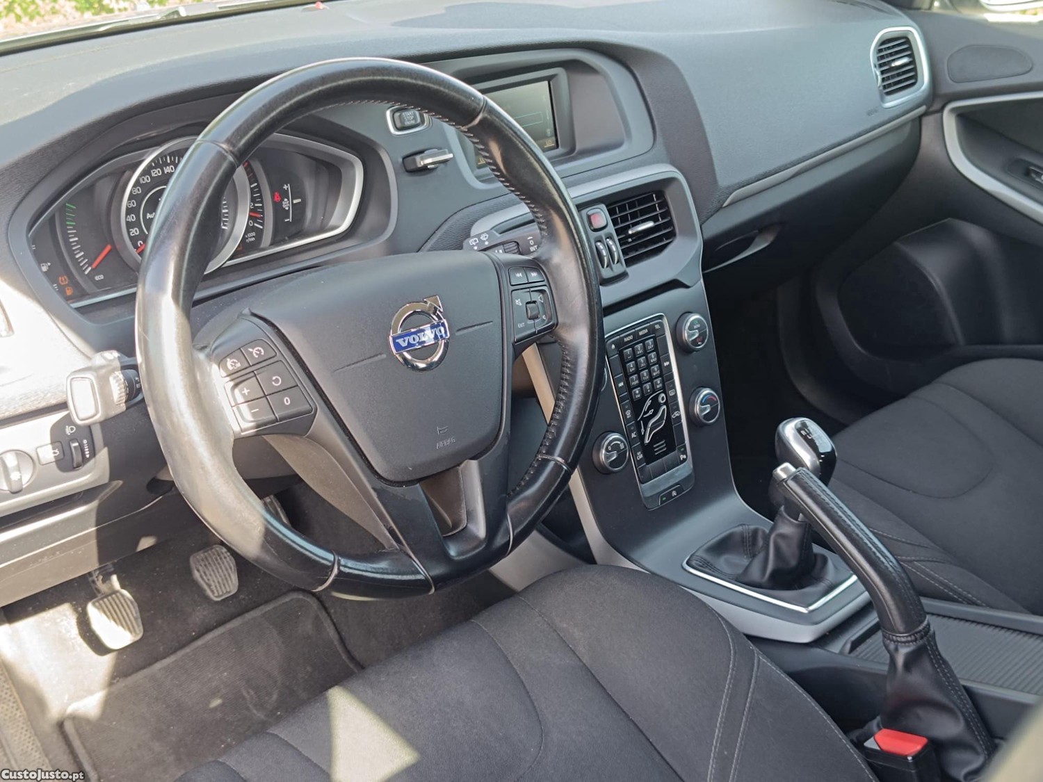 Volvo V40 D2 — fotografia 5