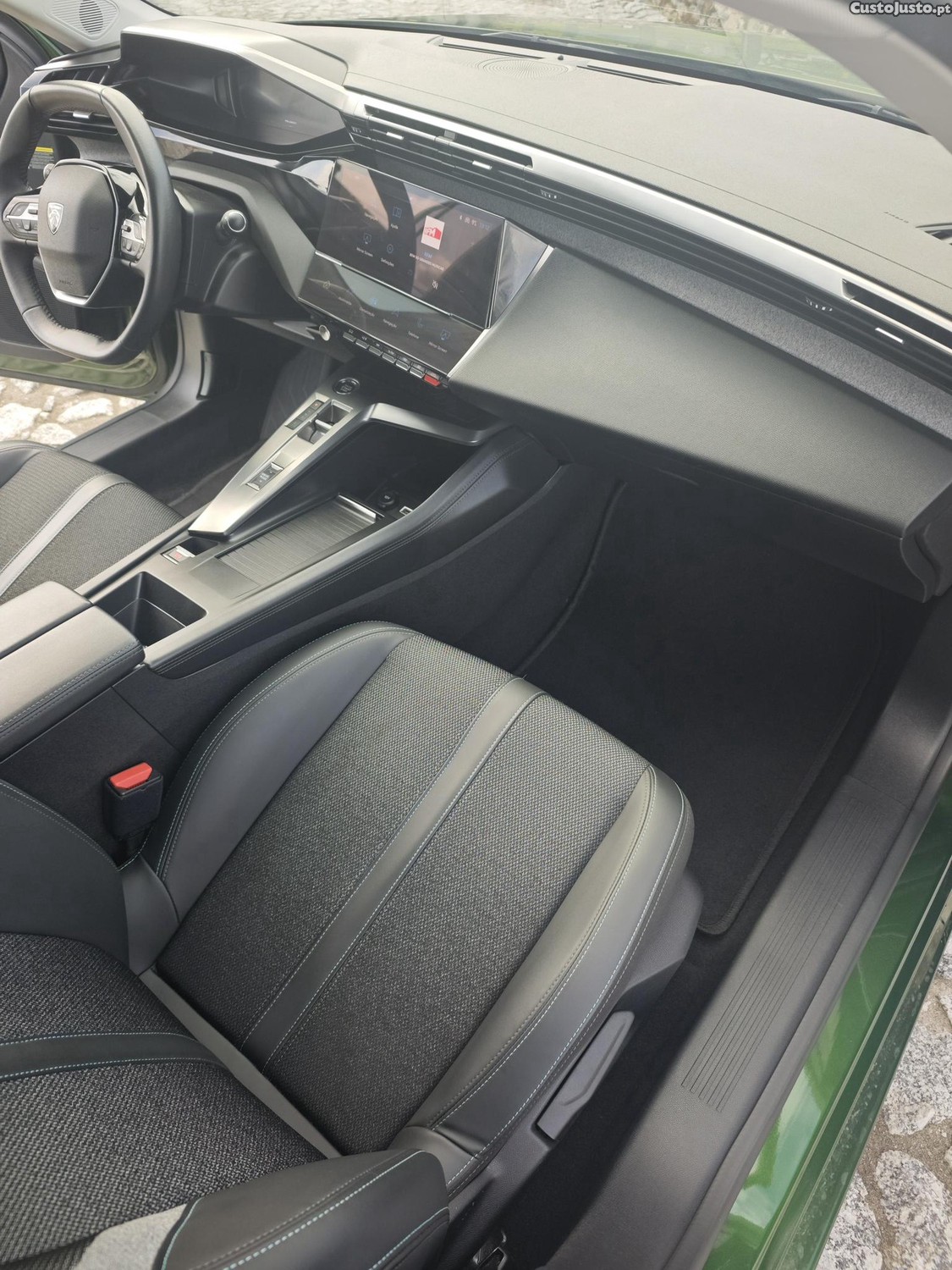Peugeot 308 Hybrid Allure — fotografia 8