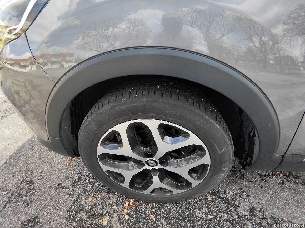 Renault Captur 0.9 TCE Exclusive - 17 foto 5