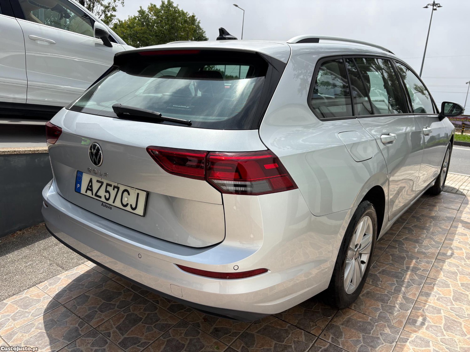 Volkswagen Golf VIII 2.0 TDI CONCEPTLINE NACIONAL 1 ÚNICO DONO 115 CV — fotografia 7