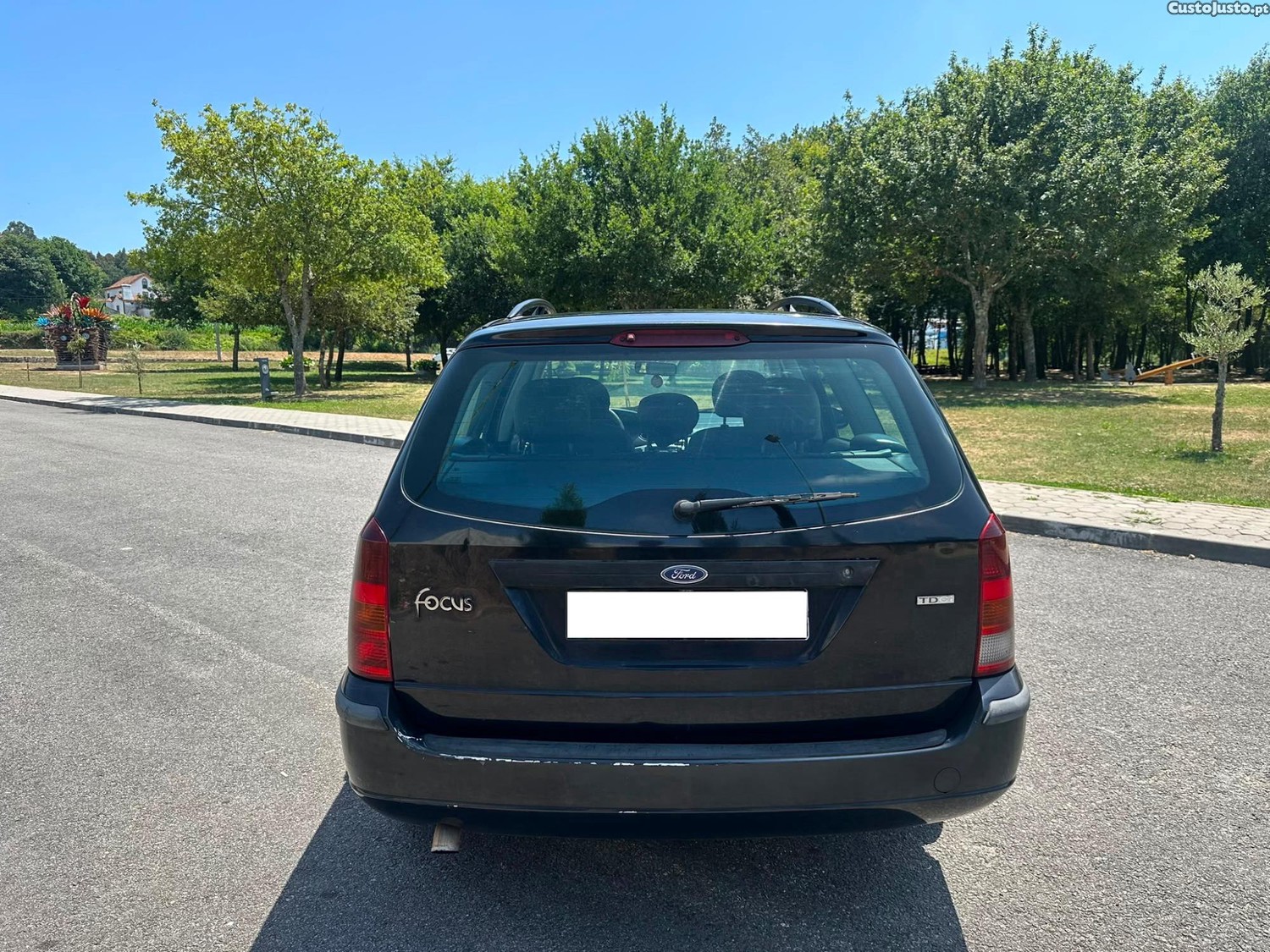 Ford Focus SW 1.8 TDCI - 03 — photo 5