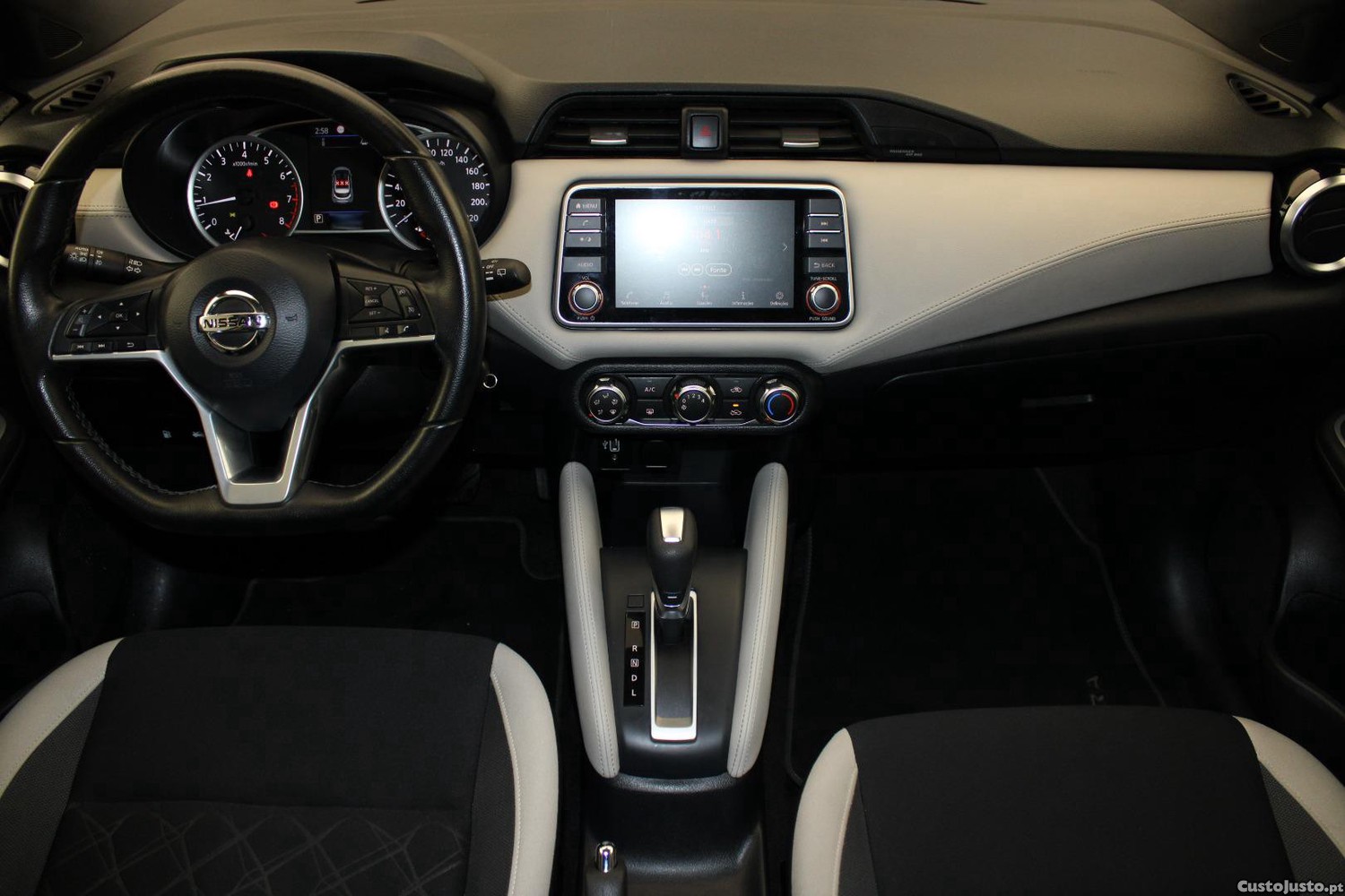 Nissan Micra 1.0 IG-T ACENTA (AUTO) — fotografia 19