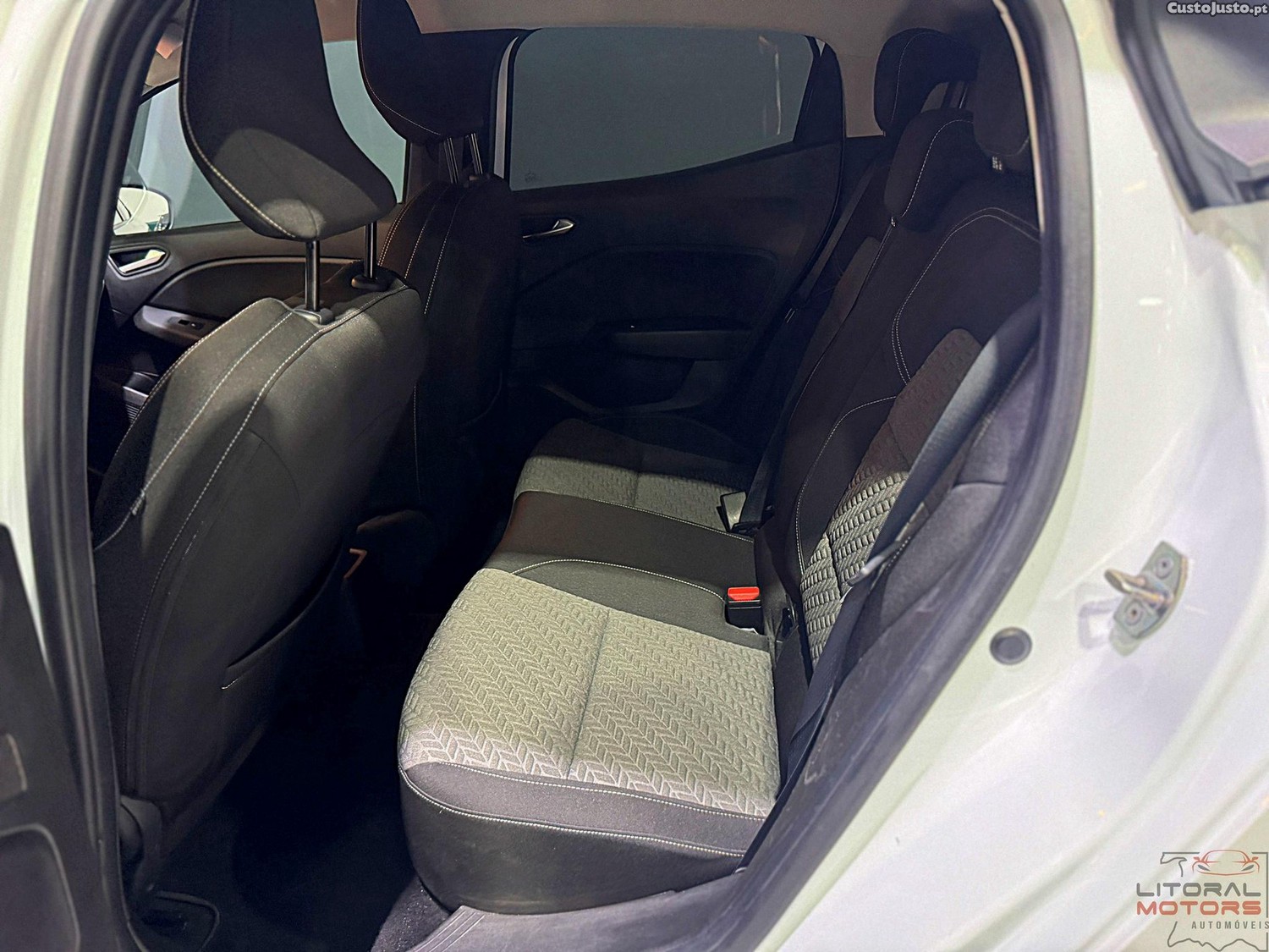 Renault Clio 1.0 TCe Evolution Bi-Fuel — fotografia 10