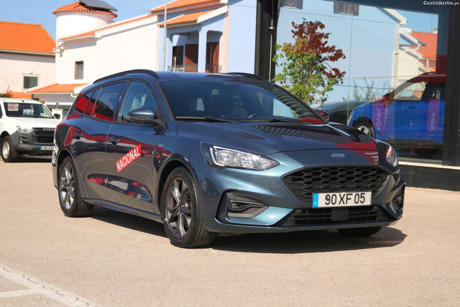 Ford Focus SW 1.0 EcoBoost ST-Line 125cv - 19 — photo 2