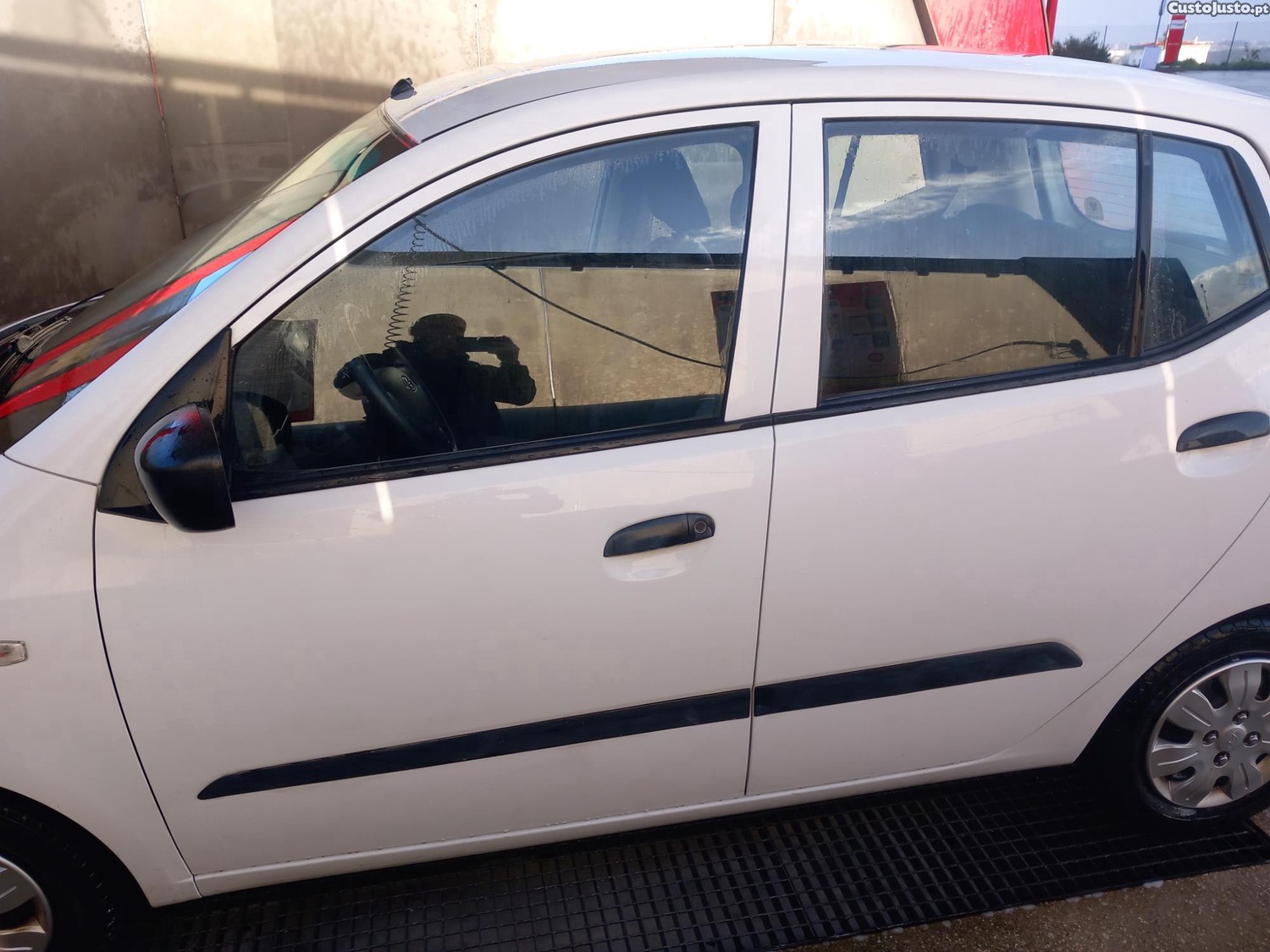 Hyundai i10 citadino — fotografia 6