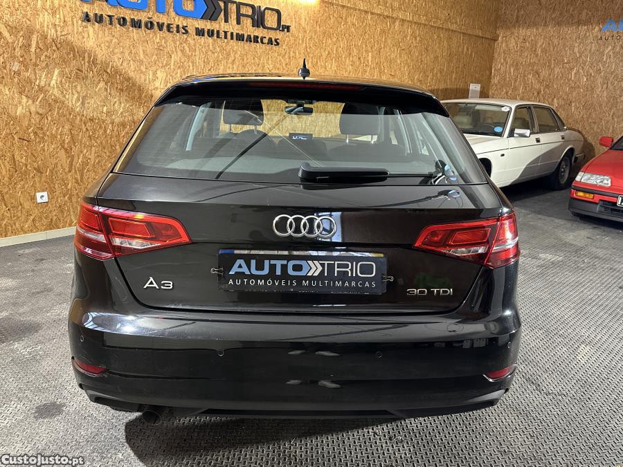 Audi A3 30 TDI — fotografia 17