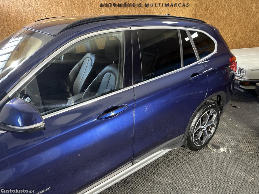 BMW X1 18 d sDrive Advantag — fotografia 14