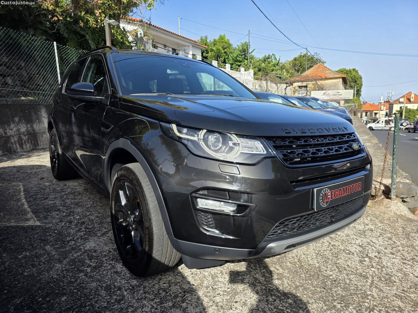 Land Rover Discovery 2.0 TD4 HSE Luxury - 17 — photo 2