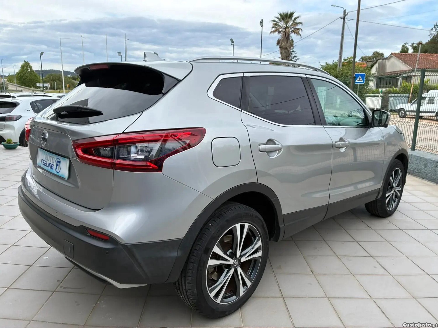 Nissan Qashqai 1.3 DIG-T N-Connecta - 19 — photo 3