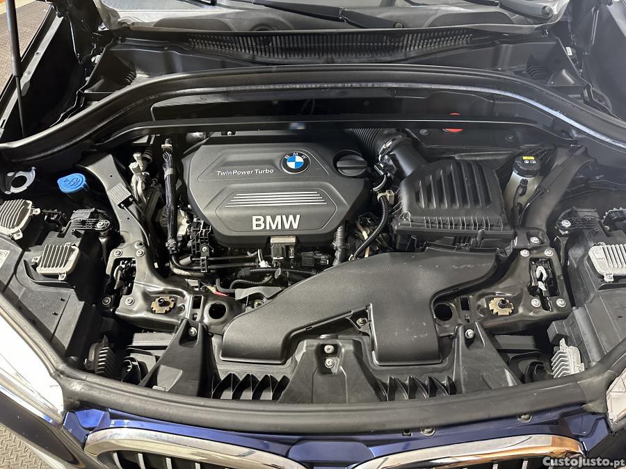 BMW X1 18 d sDrive Advantag — fotografia 3