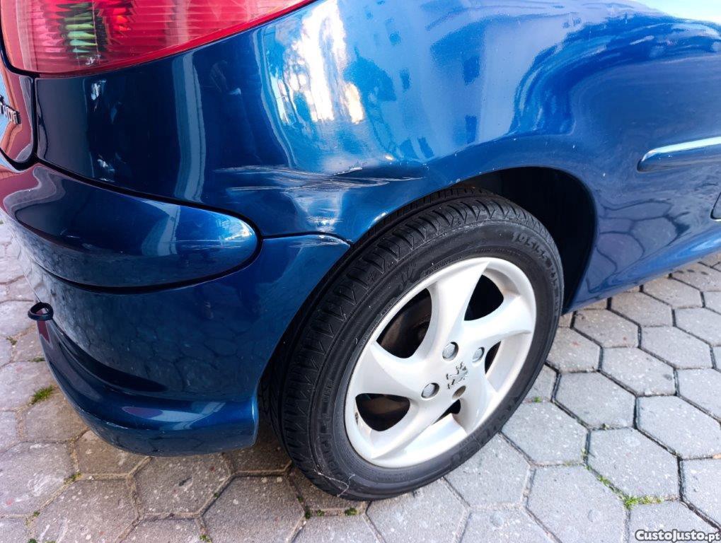 Peugeot 206 XS 2.0 HDI 90 CV 5 Lugares - 00 — photo 5