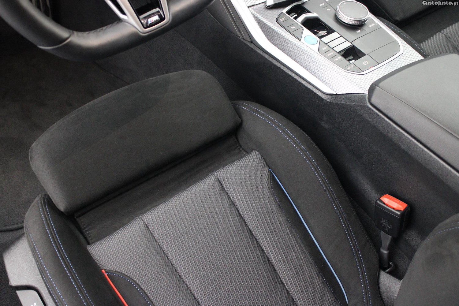 BMW i4 40 E-DRIVE PACK M 83,9KWH (AUTO) — fotografia 4